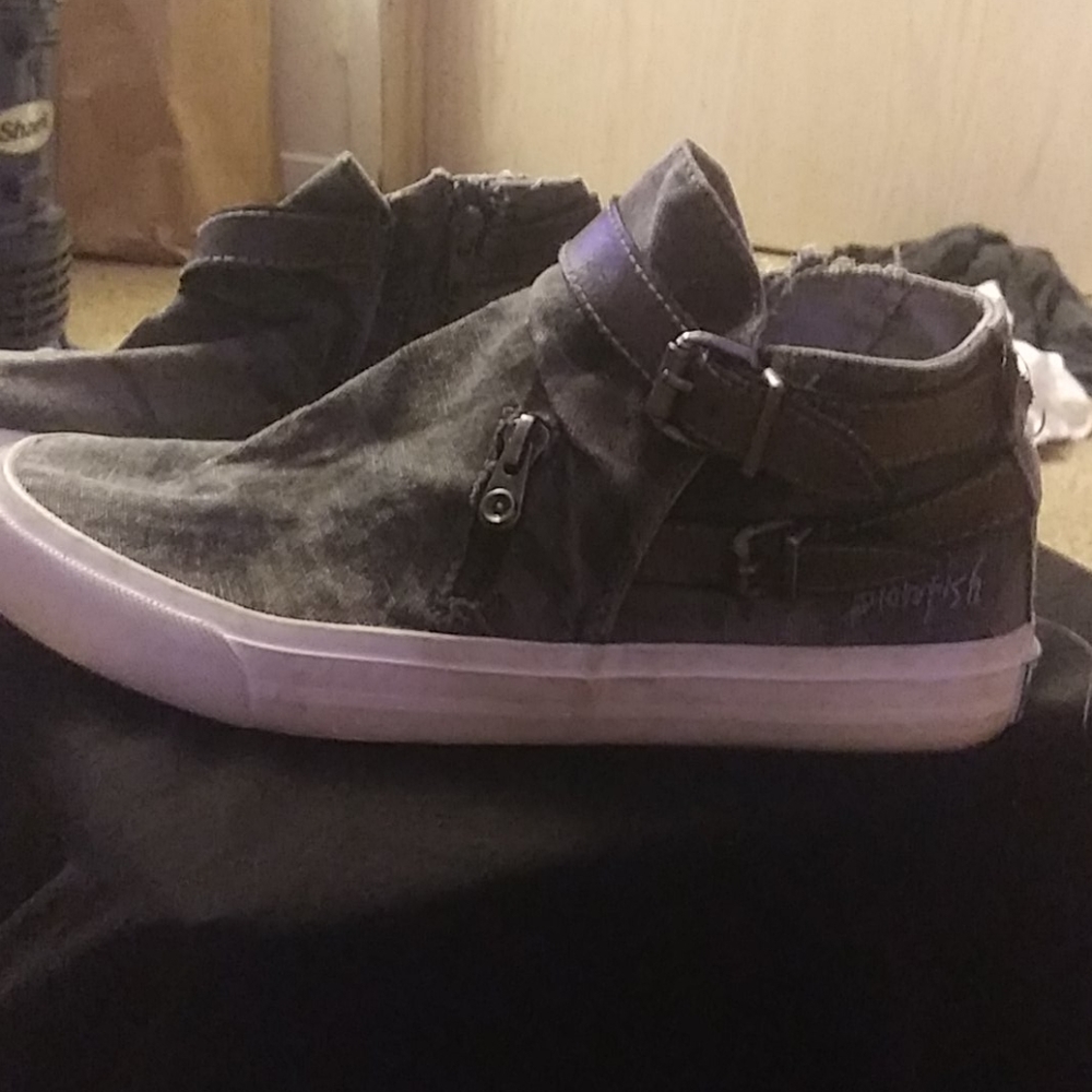 Blowfish Camo Canvess quarter tops NEW